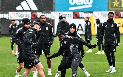 "Beşiktaş, Göztepe Karşılaşması İçin Nevzat Demir Tesisleri'nde Hız Kesmiyor!"