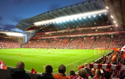 "Galatasaray'ın UEFA Şampiyonlar Ligi'nde Rakibi Belli: Tarihin Tozunu Attıran Liverpool!"